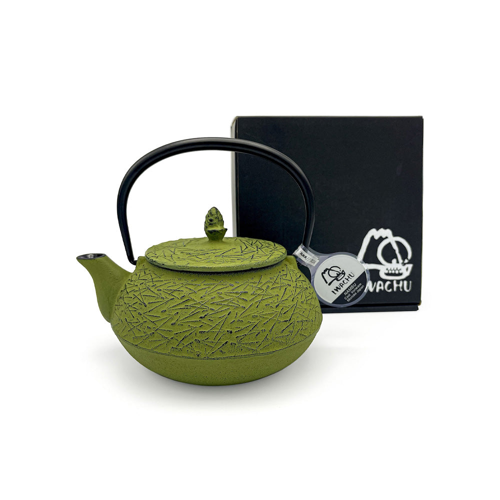 IWACHU Japanese Cast Iron Tetsubin Teapot, Green Pine Needle